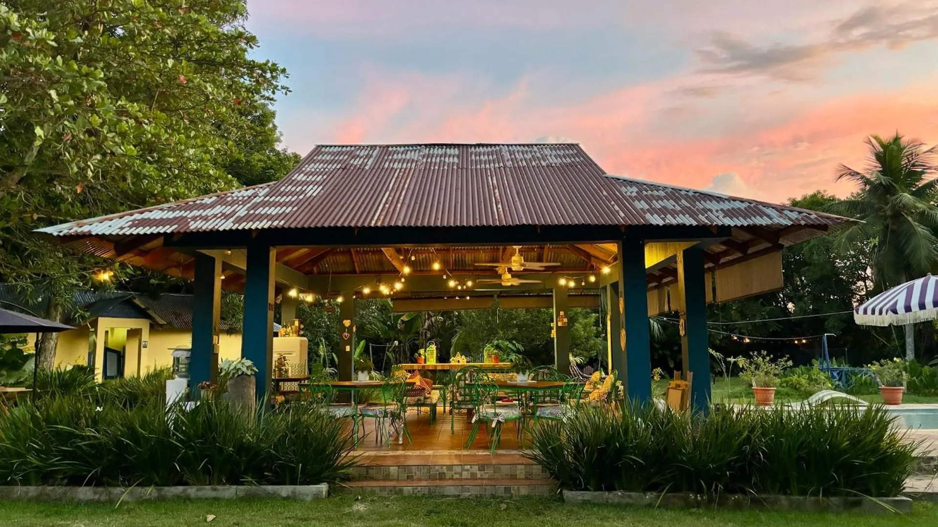 Bed and Breakfast Campito Loving Higüey